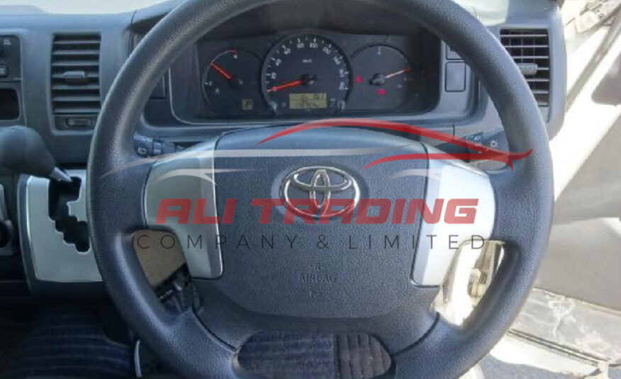 Toyota Hiace Commuter Super Long GL