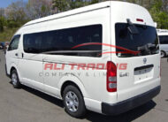 Toyota Hiace Commuter Super Long GL