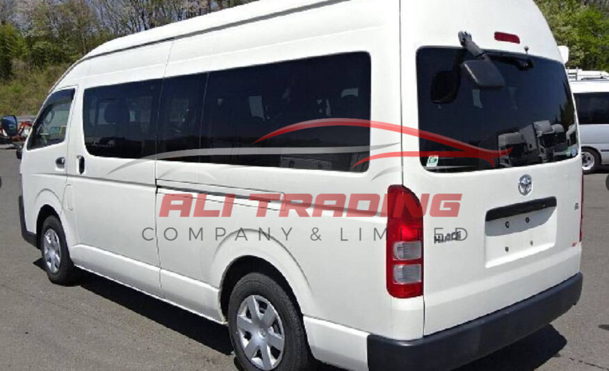 Toyota Hiace Commuter Super Long GL