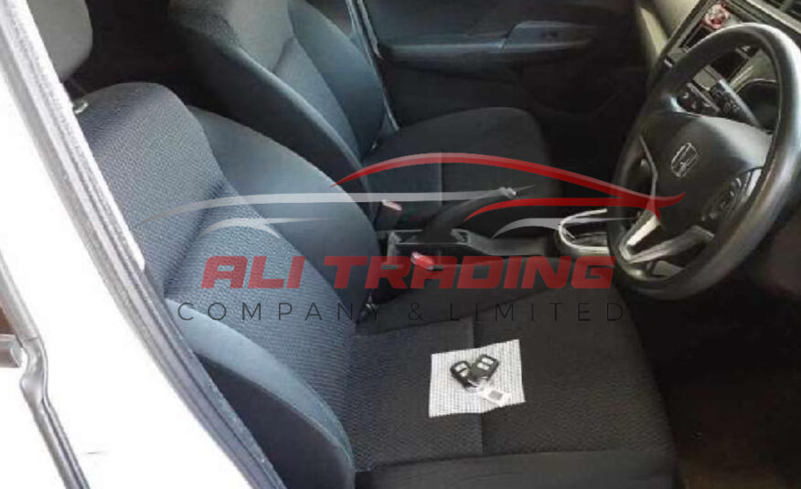 Honda Fit 13G F