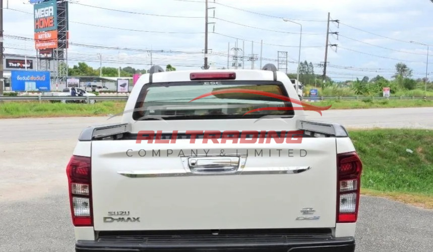 Isuzu D-Max 3.0 Cab-4 Vcross Max Z-Prestige 4WD Pickup