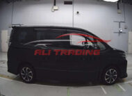 Toyota Voxy ZS