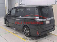 Toyota Voxy ZS