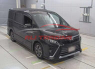 Toyota Voxy ZS