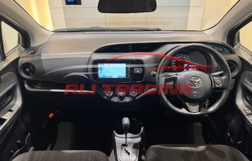 Toyota Vitz F
