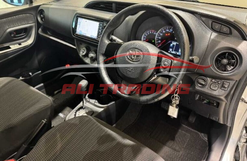 Toyota Vitz F